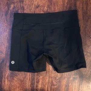 Lululemon compression shorts